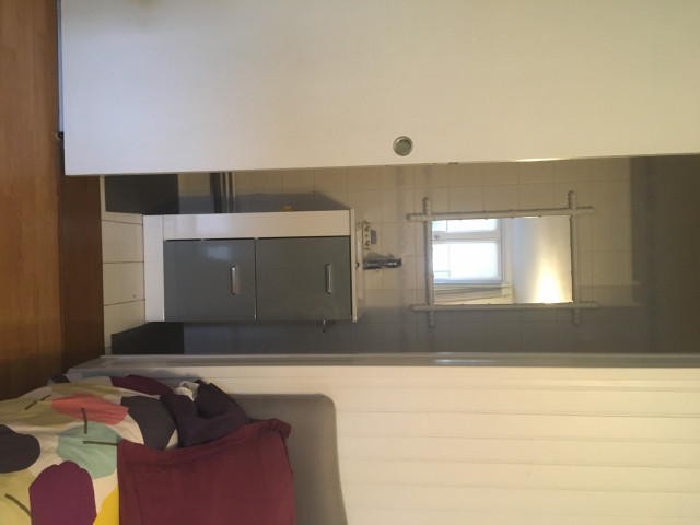 vue sur la salle d'eau