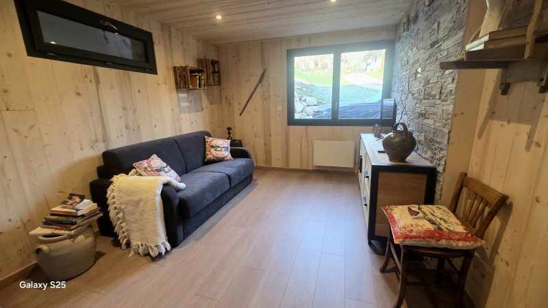 Chambre Romy_Aillon-le-Jeune - © Fauci E. Chambre Romy_Aillon-le-Jeune