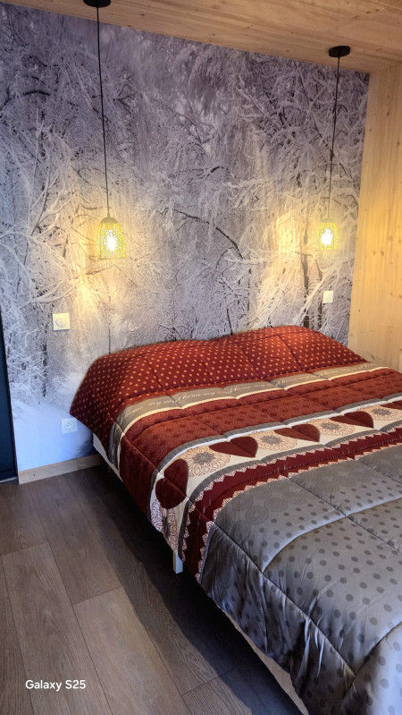 Chambre Romy_Aillon-le-Jeune - © Fauci E. Chambre Romy_Aillon-le-Jeune