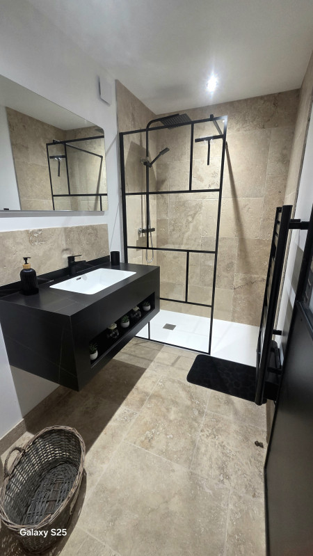 Chambre Romy_Aillon-le-Jeune - © Fauci E. Chambre Romy_Aillon-le-Jeune