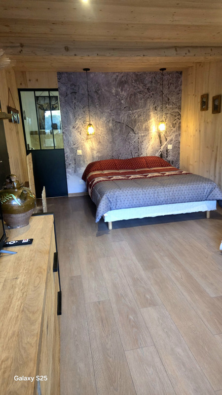 Chambre Romy_Aillon-le-Jeune - © Fauci E. Chambre Romy_Aillon-le-Jeune