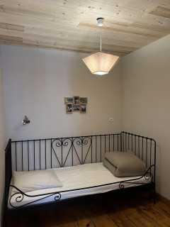 Lit simple - Gîte de la Grenette - La Compagnie du Bourg_Le Châtelard - © Mouchet M. Lit simple - Gîte de la Grenette - La Compagnie du Bourg_Le Châtelard