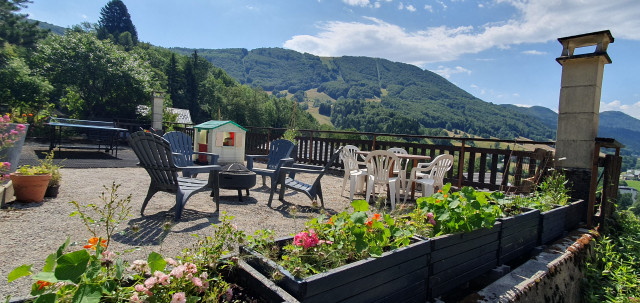 Espace détente, reps, jeux en terrasse