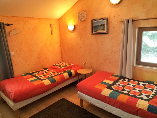 Chambre 2 lits simples