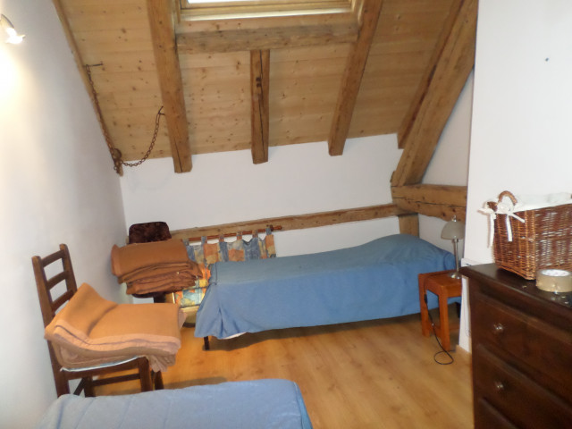 Chambre 2 lits simples