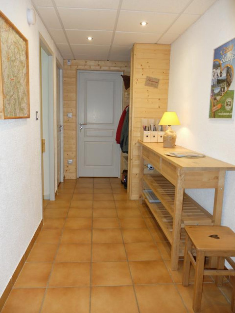 une entrée spacieuse