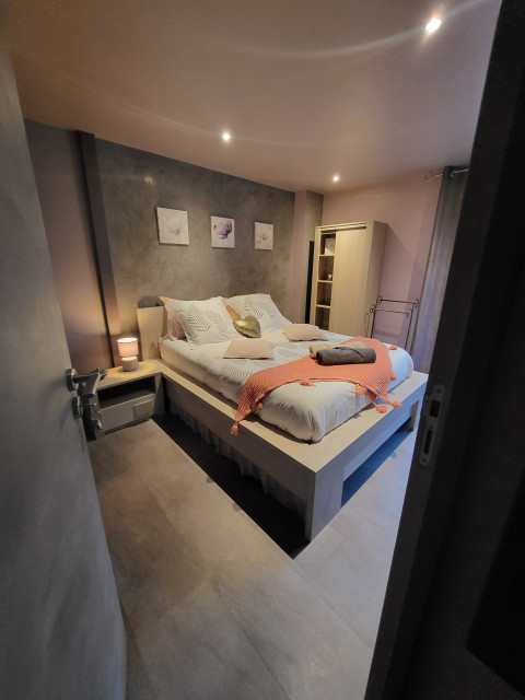 Chambre 2 bis