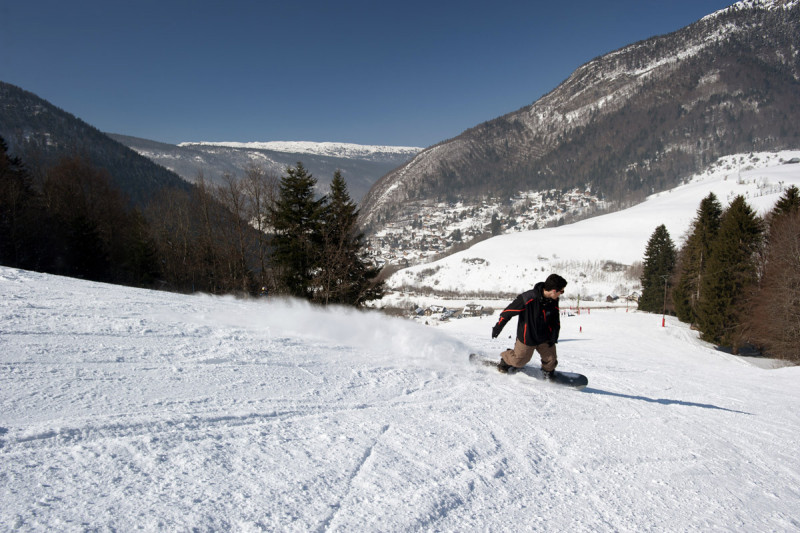 Les pistes élancées d'Aillon-station