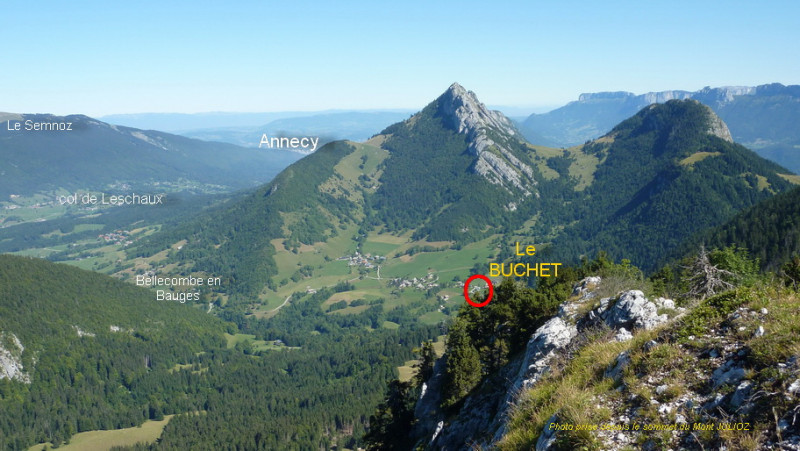 Le Buchet vu d'en haut - © Gîtes de France Le Buchet vu d'en haut