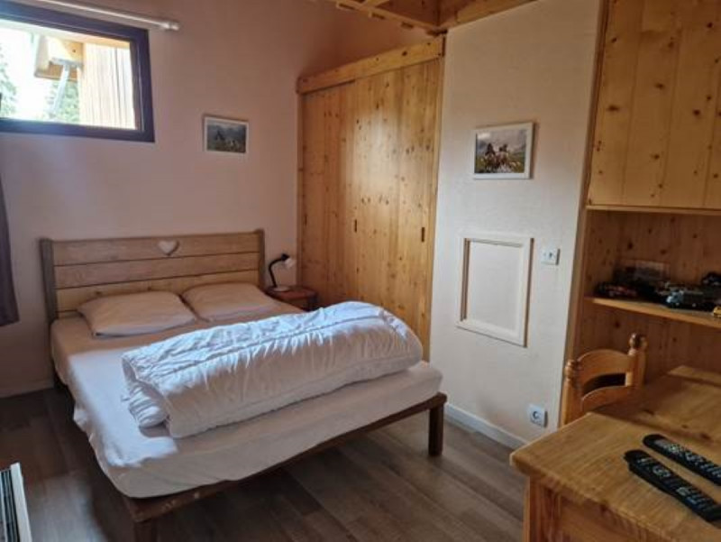 chambre_est_1_mont_blanc_27_le_revard.jpg chambre_est_1_mont_blanc_27_le_revard.jpg