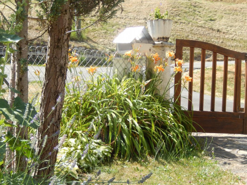 l'entée du jardin amont l'entée du jardin amont