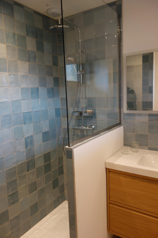 Salle d'eau privative chambre 6 - Gîte des Grands Prés - M. et Mme Renard_Le Châtelard