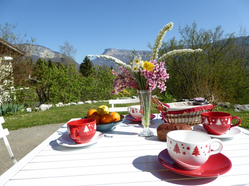 Petit Déjeuner sur terrasse