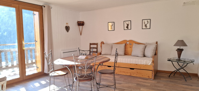 autre vue de la pièce de vie