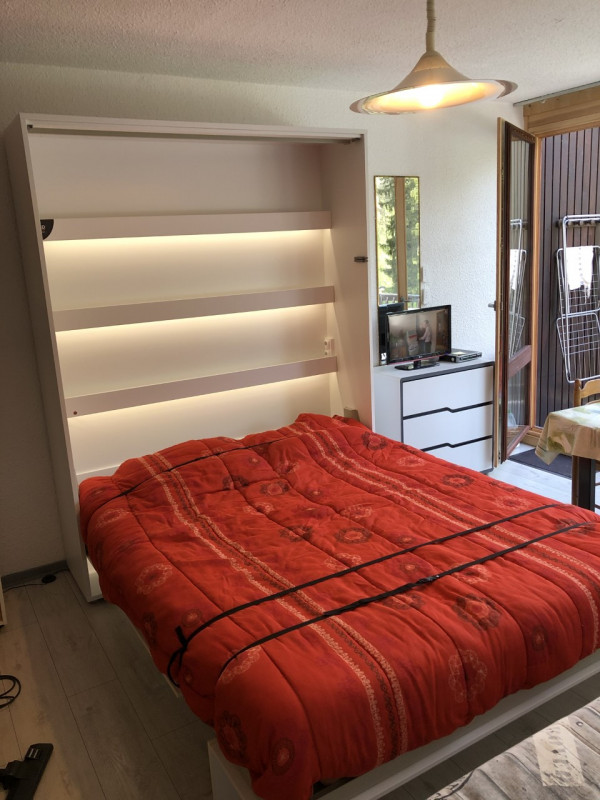 Lit placard ouvert Lit placard ouvert