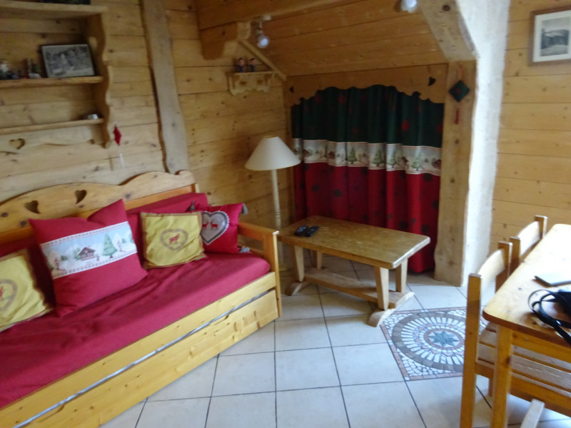 Les Mélèzes 56 - © B.Chapperon Les Mélèzes 56