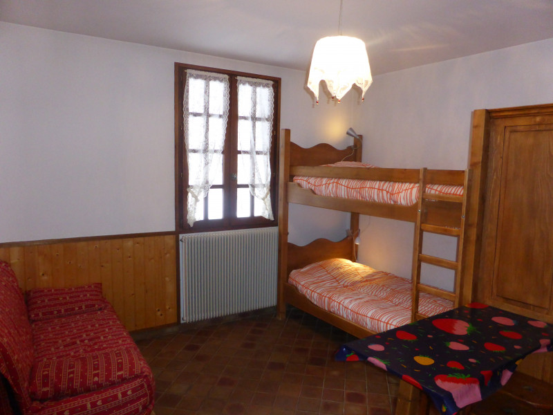 La Grange de la Correrie - côté Chapelle - Cordier Bertrand et Sylvie_Aillon-le-Jeune - © S. Cordier La Grange de la Correrie - côté Chapelle - Cordier Bertrand et Sylvie_Aillon-le-Jeune