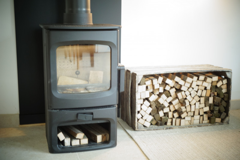 Petit poêle à bois