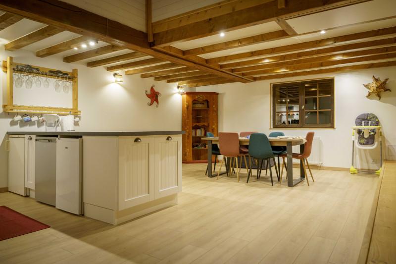 Ilot cuisine et salle à manger - © M. Audoubert Ilot cuisine et salle à manger
