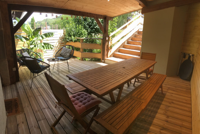 Terrasse privative du gîte - © M. Audoubert Terrasse privative du gîte
