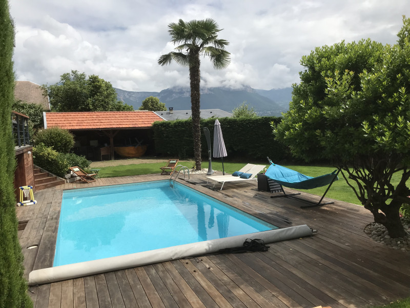 Piscine partagée avec les hôtes - © M. Audoubert Piscine partagée avec les hôtes