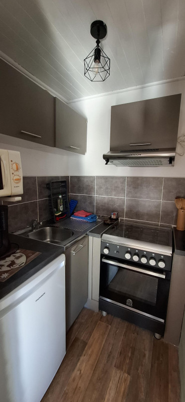 Coin cuisine appartement les Cerfs n°11 - © Bouvier M. Coin cuisine appartement les Cerfs n°11