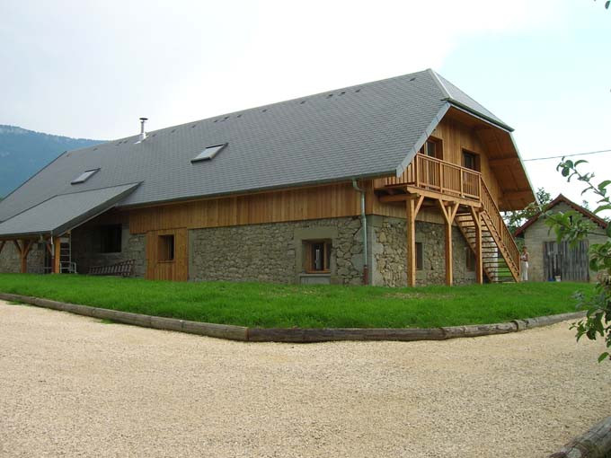 Gîte Lou Cabro - La Grange - © Blanc Franck et Marine Gîte Lou Cabro - La Grange
