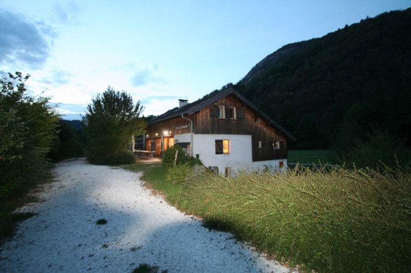 Soirée au gite le Moulin Massif des Bauges Soirée au gite le Moulin Massif des Bauges