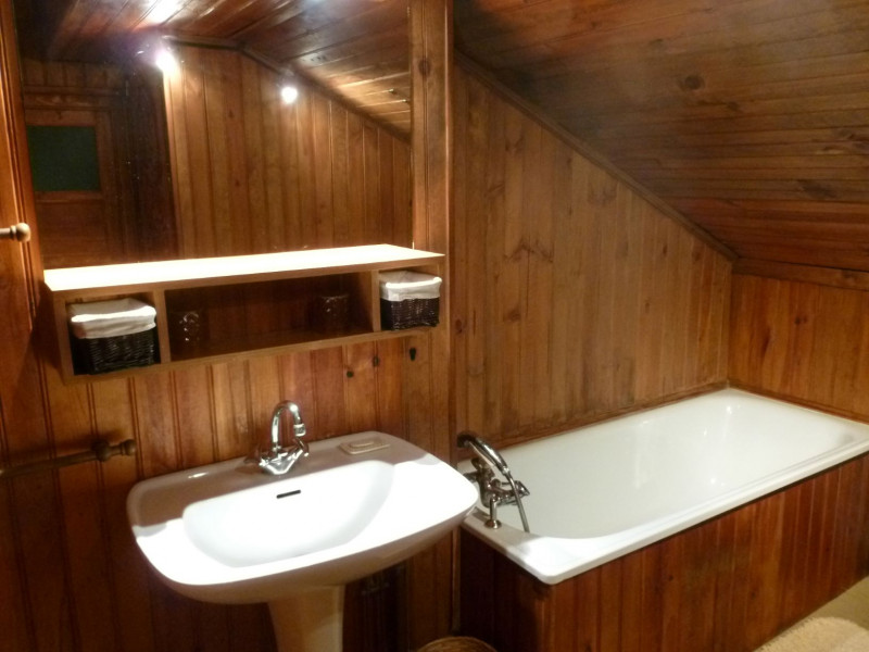 Chalet Les Lauzes - © Paradis Annie Chalet Les Lauzes
