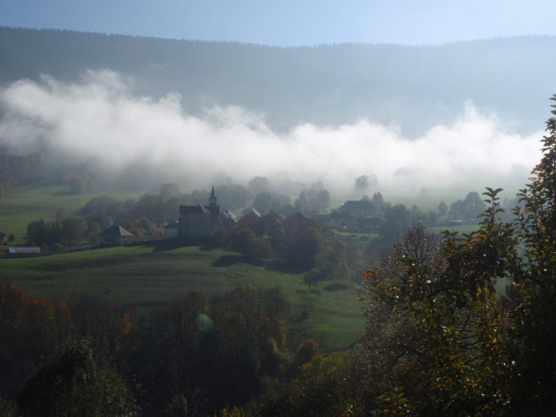 La vue sur le Noyer - © Gîtes de France La vue sur le Noyer