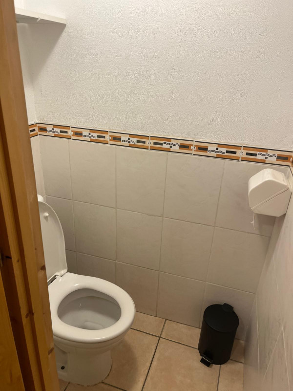 wc.jpeg