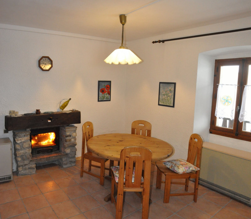 Appartement Cheminée - Mme Lentes