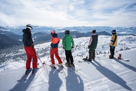 Skier entre amis à prix canon